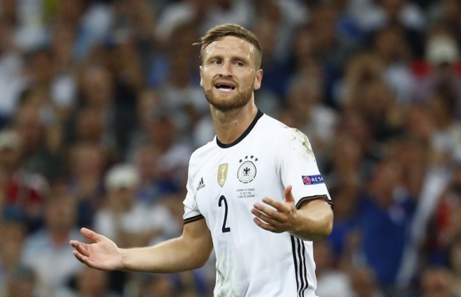 Shkodran Mustafi Shkodran Mustafi