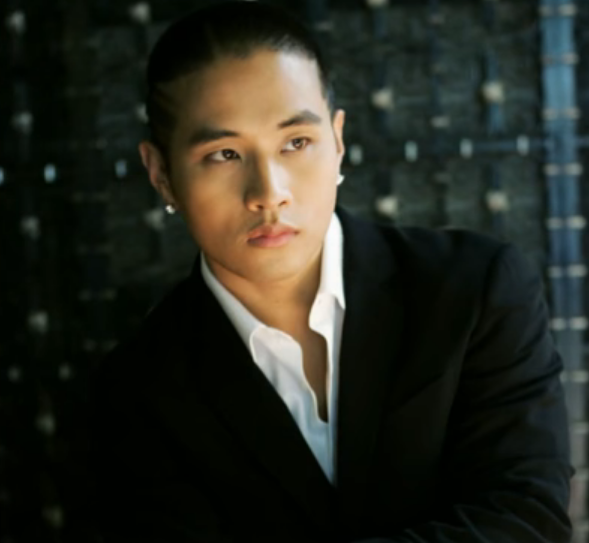 Singer Yoo Seung Jun faces the wrath of netizens making his return