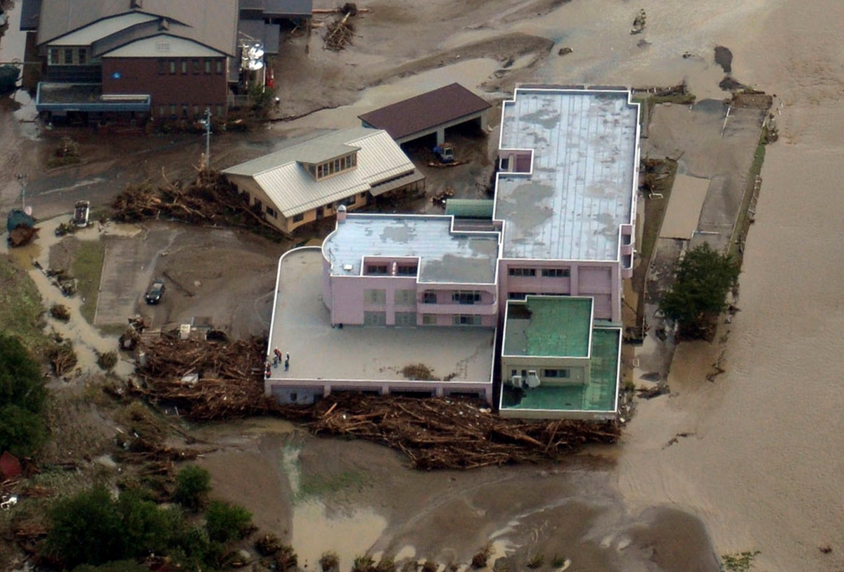 typhoon-namtheun-japan-on-high-alert-for-yet-another-storm