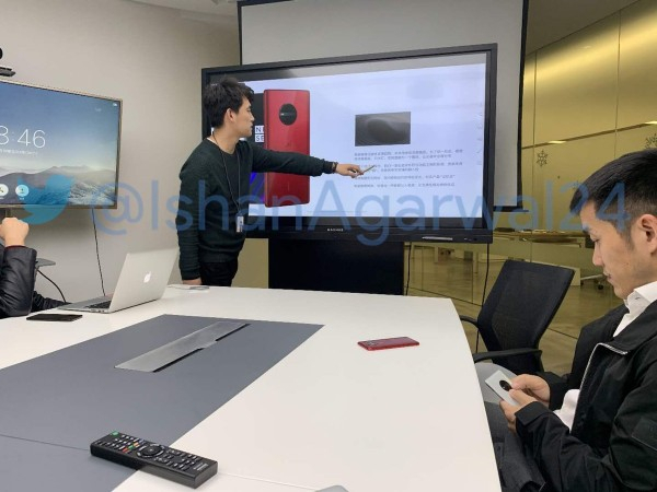 Potential OnePlus 7 or OnePlus 5G pictured in this leak along with Pete Lau in it