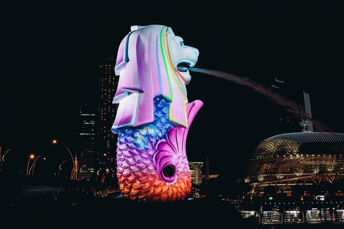 Photo by Colossal, courtesy of Urban Redevelopment Authority. Artworks by Nanyang Academy of Fine Arts (NAFA) 6 Photo by Colossal, courtesy of Urban Redevelopment Authority. Artworks by Nanyang Academy of Fine Arts (NAFA) 6