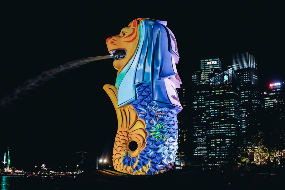 Photo by Colossal, courtesy of Urban Redevelopment Authority. Artworks by Nanyang Academy of Fine Arts (NAFA) 1 Photo by Colossal, courtesy of Urban Redevelopment Authority. Artworks by Nanyang Academy of Fine Arts (NAFA) 1