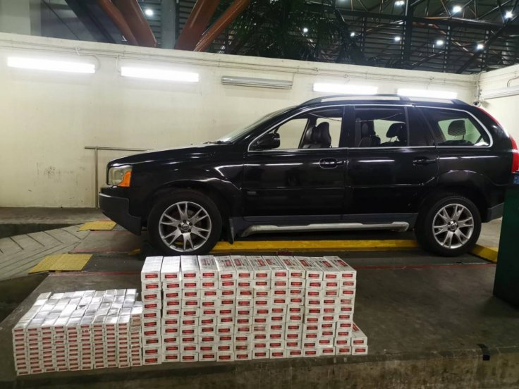 122 cartons and 478 packets of duty-unpaid cigarettes were retrieved from the Malaysia-registered car