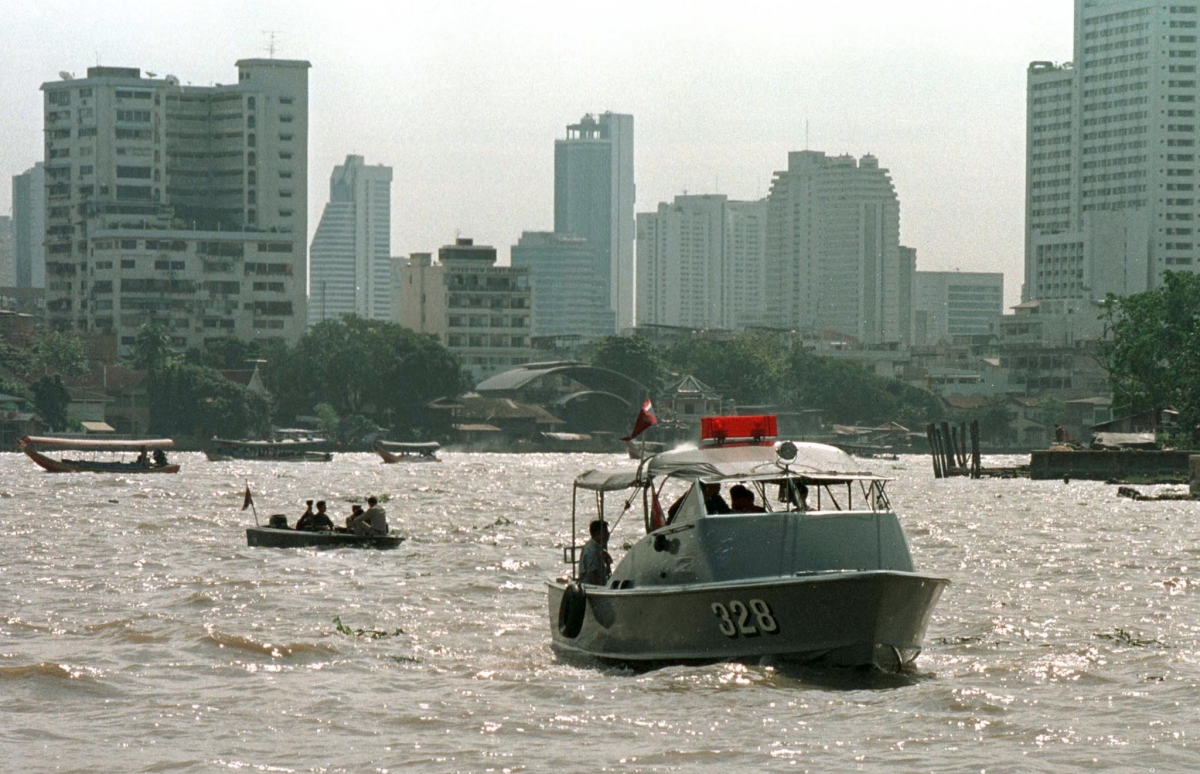 Thailand: At least 12 died after boat capsizes on Chao Phraya River