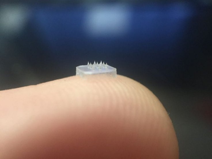 NTU’s eye patch with microneedles. 