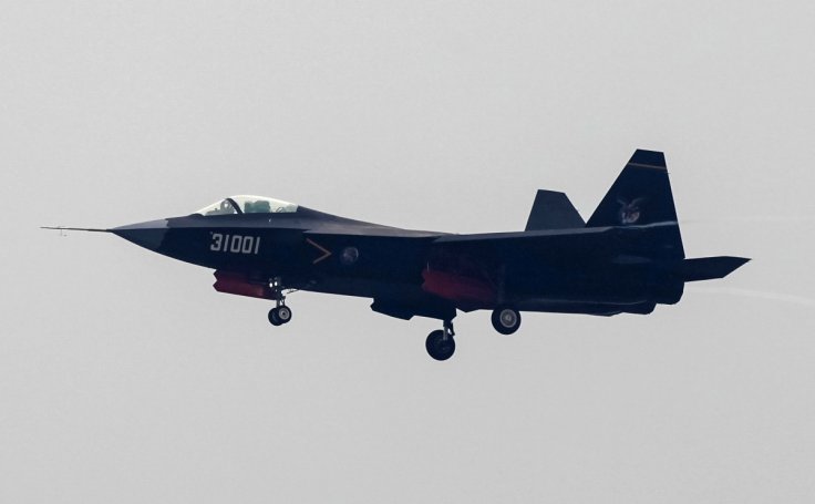 China A J-31 stealth fighter