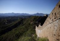 World's worst maintenance project? Section of China's Great Wall smeared with cement World's worst maintenance project? Section of China's Great Wall smeared with cement