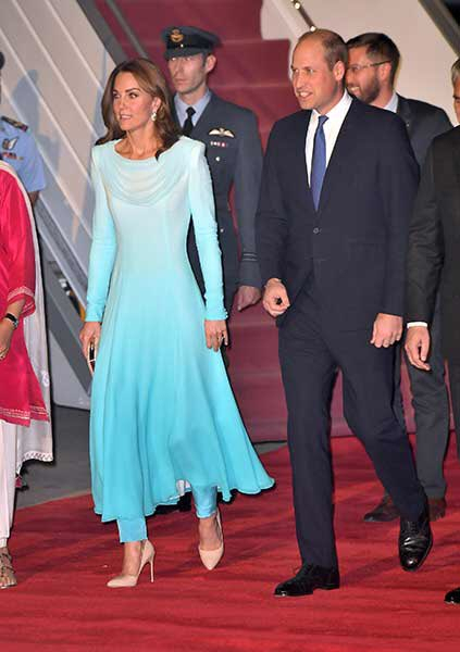 Prince William Kate Middleton Plane Pakistan