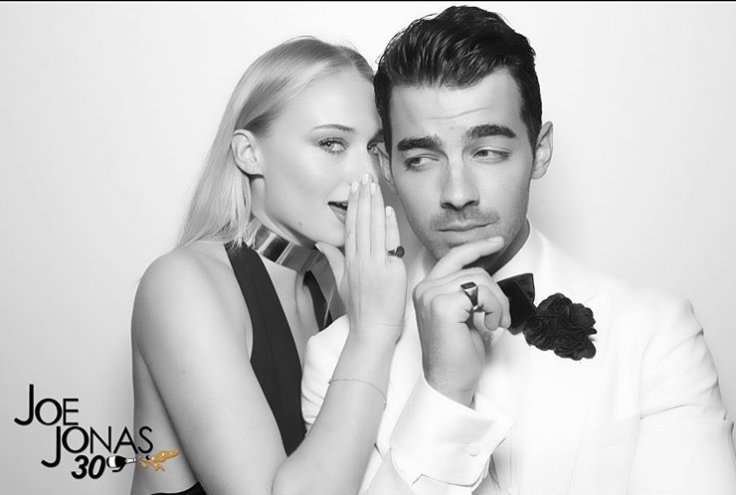 Joe Jonas and Sophie Turner Heading for Divorce as Jonas Brothers ...