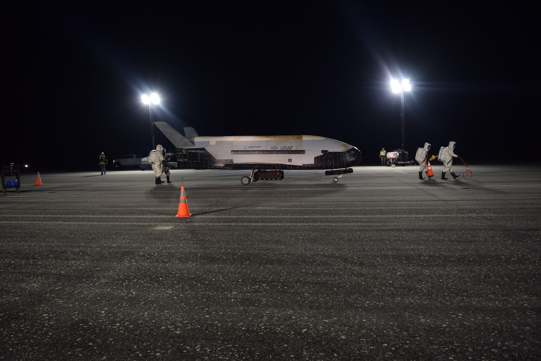 Secret US Space Plane X-37B Lands After Completing 5th Record-breaking ...