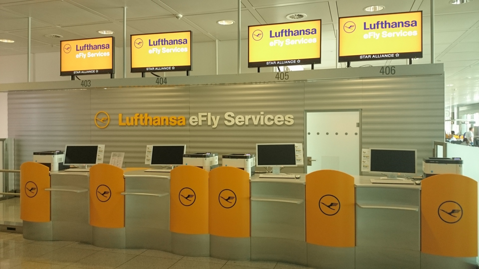 Lufthansa To Initiate Talks With Cabin Crew Unions To Avoid Strike ...