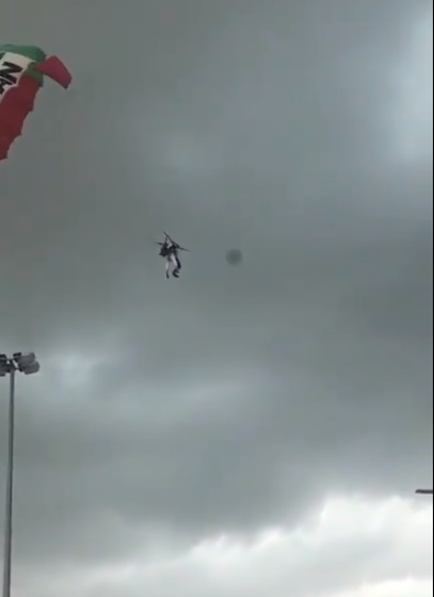 UAE parasailers UAE parasailers