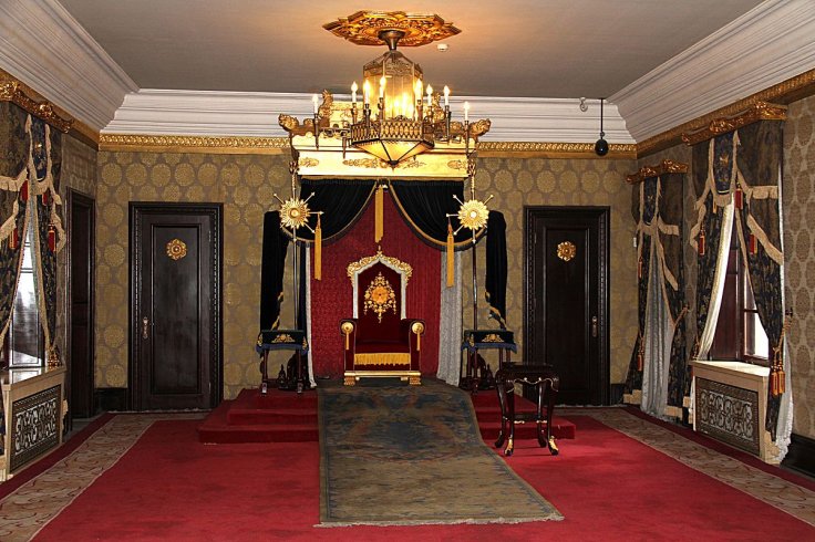 imperial throne imperial throne