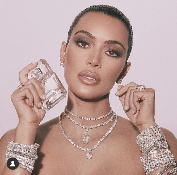 You Wont Believe The Worth Of The Diamonds Worn By The Kardashian Sisters For Kkw Fragrance Shoot 1302