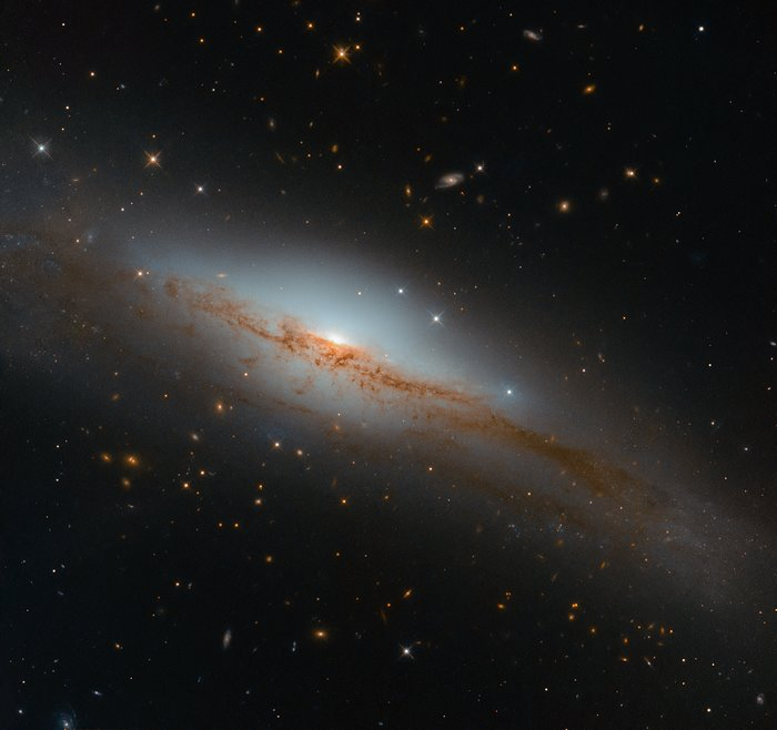 NGC 3749