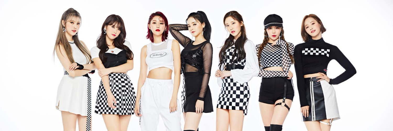 K-pop band MOMOLAND reorganized as a six-member group, Taeha and