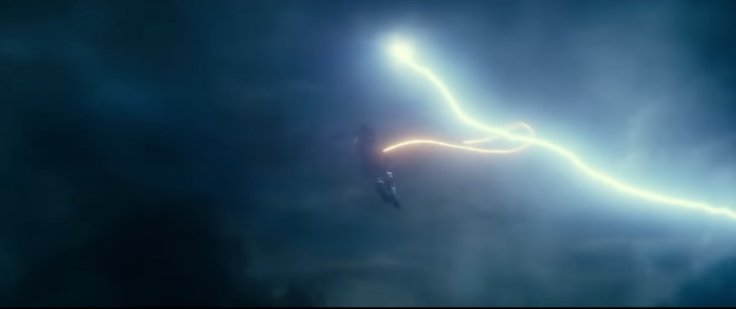 Wonder Woman 1984 Trailer screenshot cropped 2