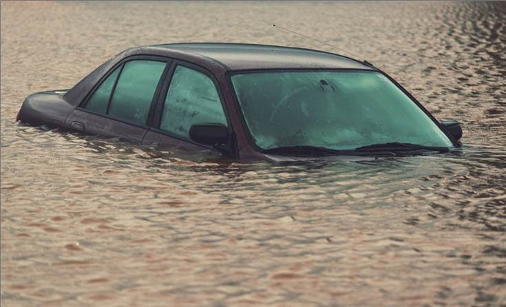 Drowning car