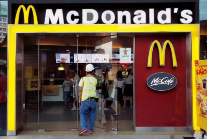 McDonald's to sell Singapore, Malaysia business to Saudi Arabian group for $400 mln