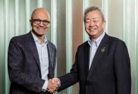 Microsoft CEO Satya Nadella (left), and Jun Sawada, President and CEO of NTT Corporation