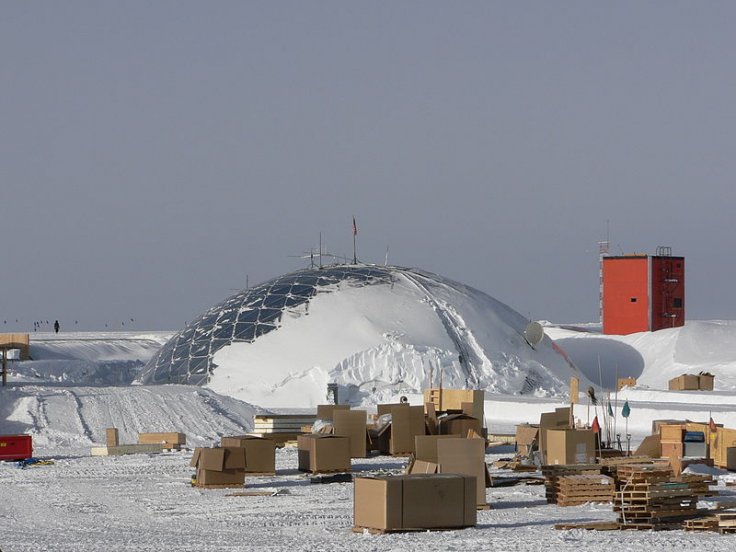 Amundsen-Scott South Pole Station Amundsen-Scott South Pole Station