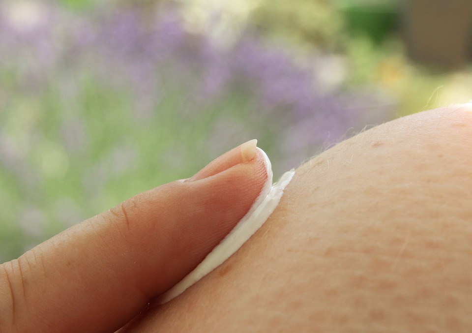 Scientists find how creams, cosmetics cause skin rash