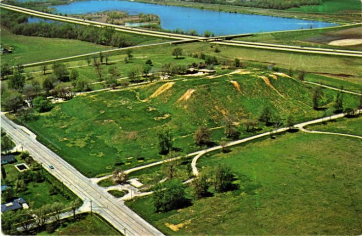 Cahokia Mounds State Park