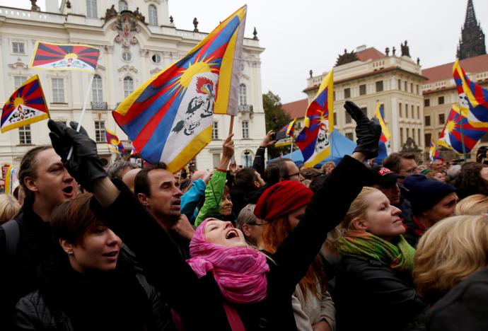 Tibetan monk beaten up in Sichuan for shouting anti-China slogans