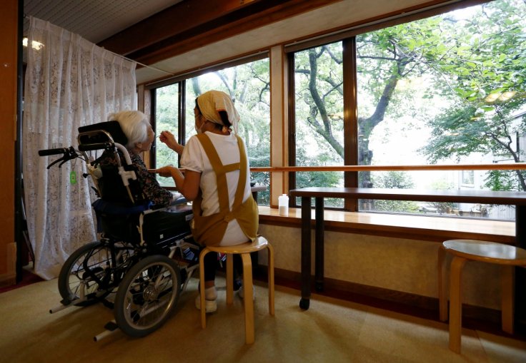 Singapore needs 30,000 workers in health sector in the next four years Singapore needs 30,000 workers in health sector in the next four years
