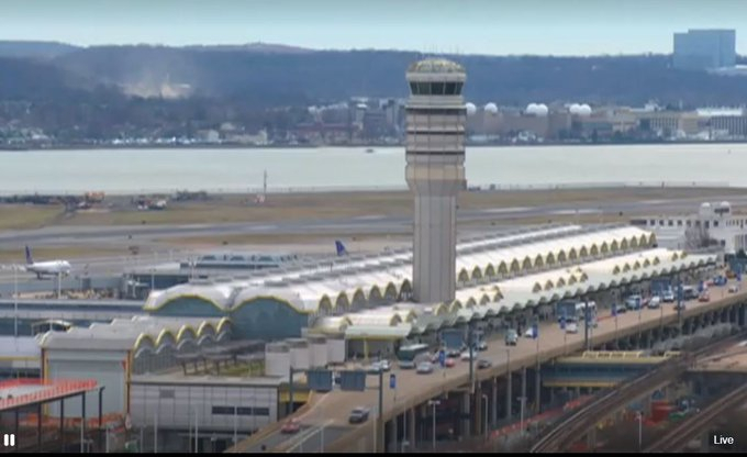 Reagan Airport control tower evacuated, prompts delays