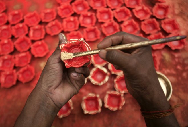 India braces for the upcoming Diwali celebration (PICTURES)