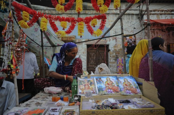 India braces for the upcoming Diwali celebration (PICTURES)