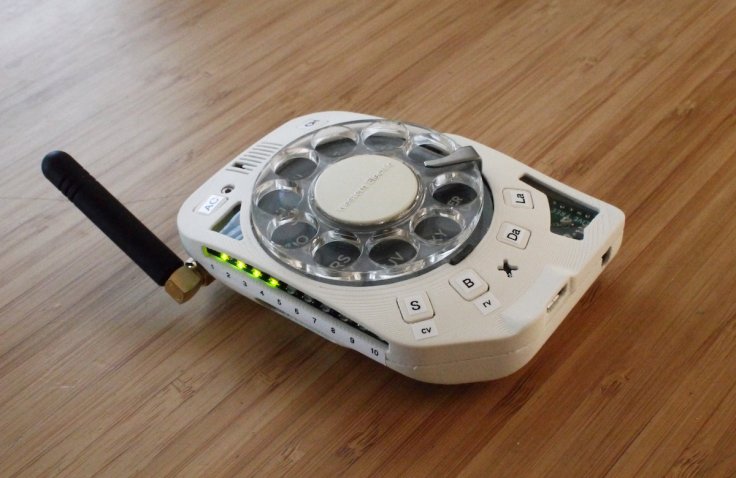 Rotary-dial cell phone