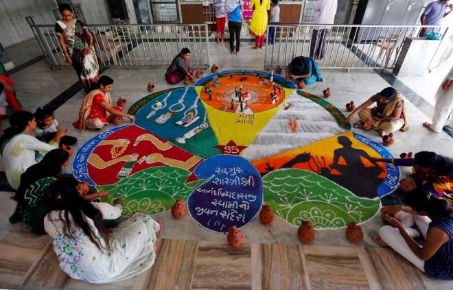 Rangoli display sets new record in Singapore amid Deepavali preparations