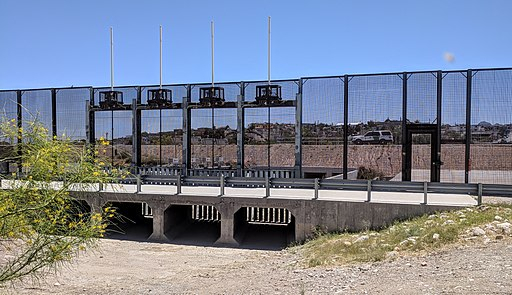 El Paso border