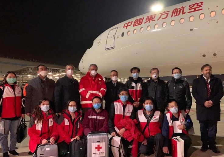 Chinese and Cuban doctors arrive in Italy