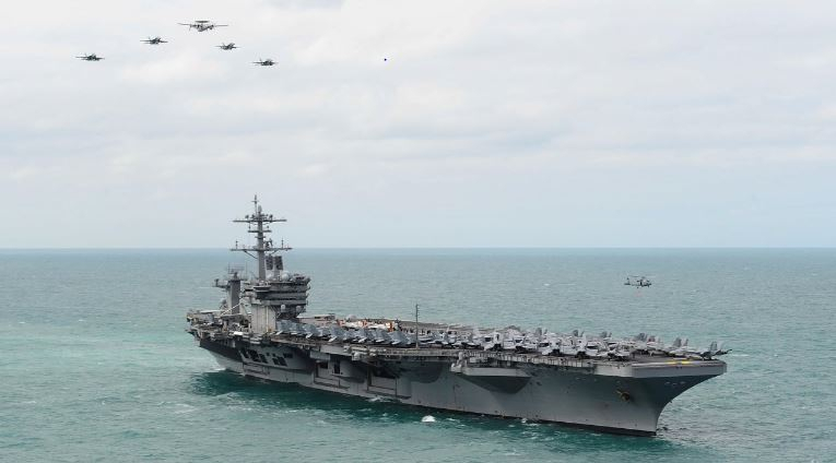 Coronavirus spreading uncontrollably in US aircraft carrier; government ...