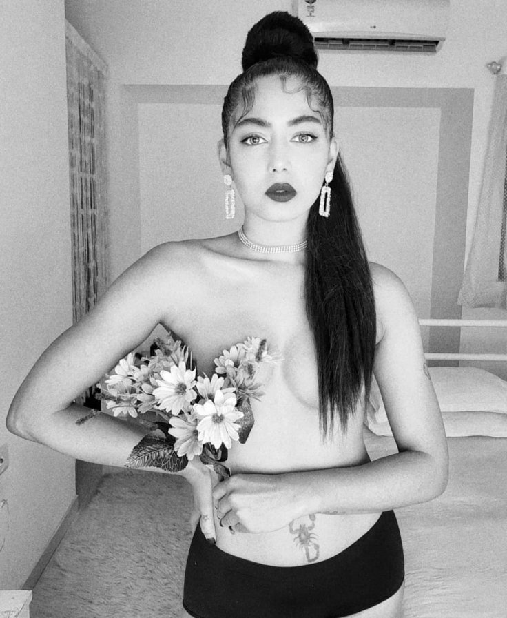 Mukkta K Hot Topless Mukkta K Hot Topless