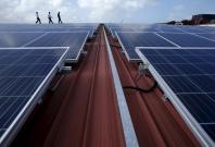 Singapore steps up alternative energy by feeding solar power into general grid