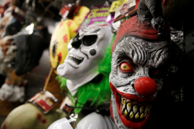 It's Halloween time! Don't miss out on these most popular masks for Halloween in 2016