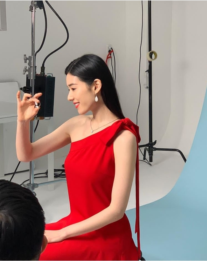 Jung Eun Chae Jung Eun Chae