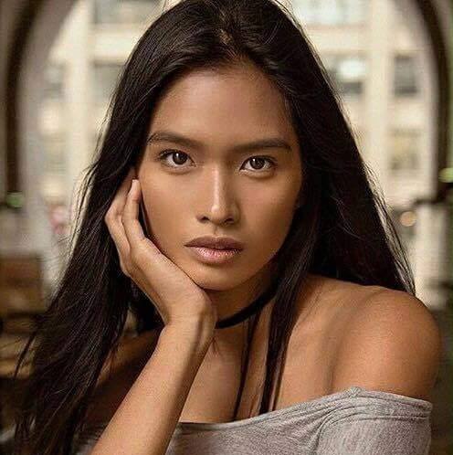 Janine Tugonon poses naked for 2017 calendar shoot