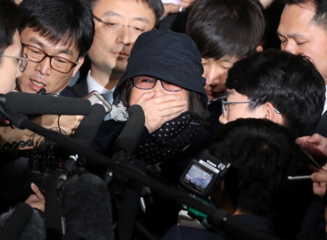 Who is Choi Soon-sil? How is she involved in South Korean President Park's political crisis