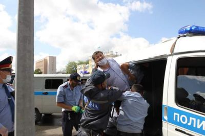 Anti-Government Protestors Detained in Kazakh Anti-Government Protestors Detained in Kazakh