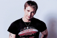 Chris Evans looks hot in latest photo Chris Evans looks hot in latest photo