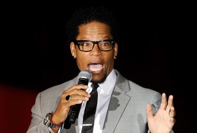 D.L. Hughley Tests COVID-19 Positive