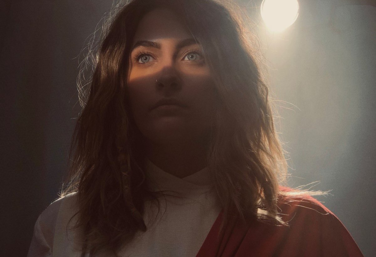 Jesus as lesbian in Habit movie