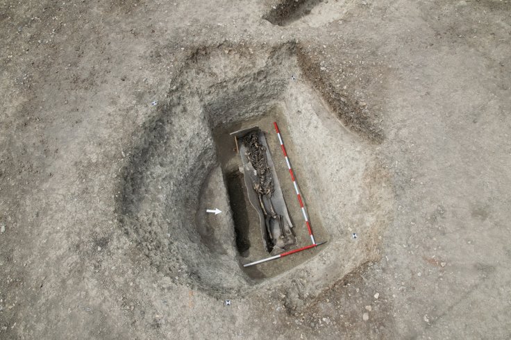 A Roman era burial A Roman era burial