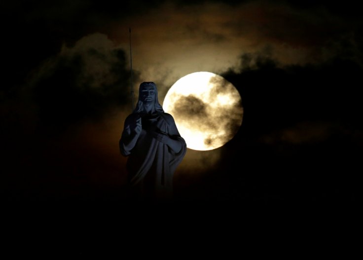 November Supermoon: Striking visuals of the closest full moon until 2034 November Supermoon: Striking visuals of the closest full moon until 2034