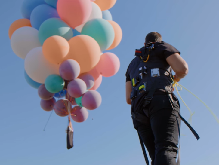 Watch David Blaine Fly 18,000-Ft in Death-Defying Balloon Stunt ...